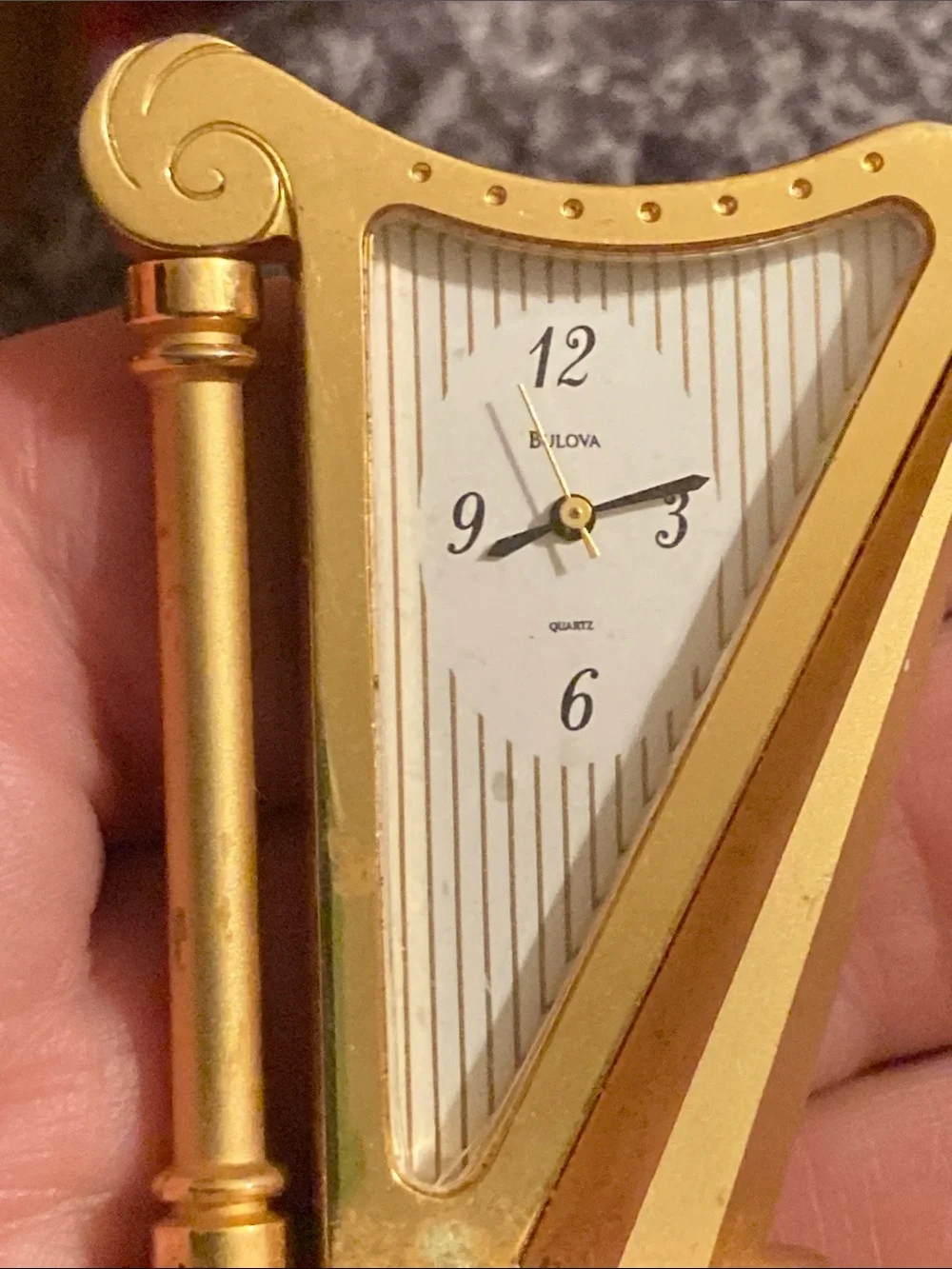 Bulova Golden Harp-Shaped Desk Top Clock Accent Works Perfectly
